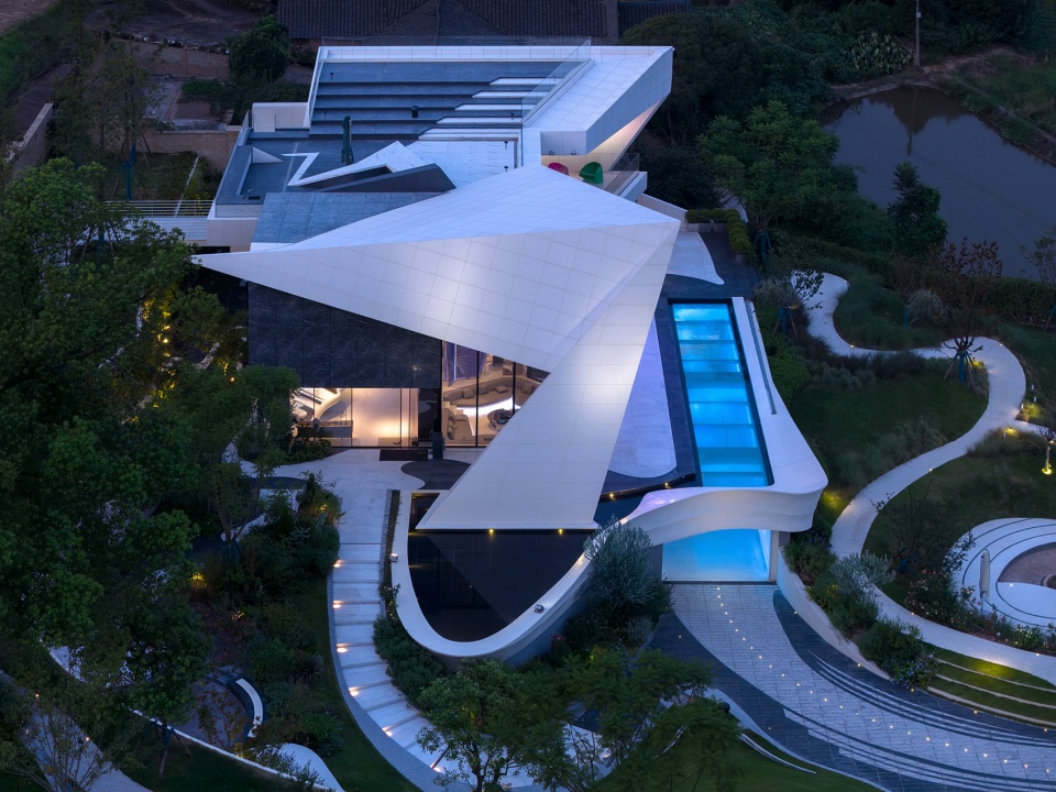 Thousand paper cranes House China by GrandZ Build Architectural Office Chongqing Co LTD