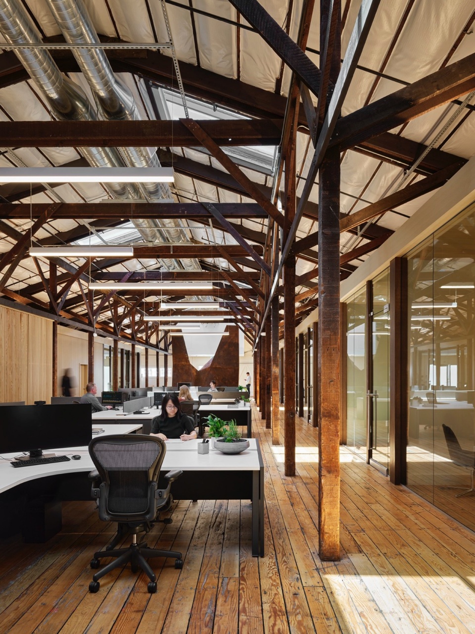 inclusive capital partners office by jones|haydu and evans design studio