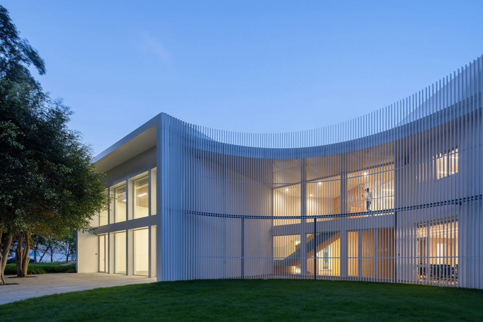Shenzhen Central Park Construction Command Center China by ATELIER XI
