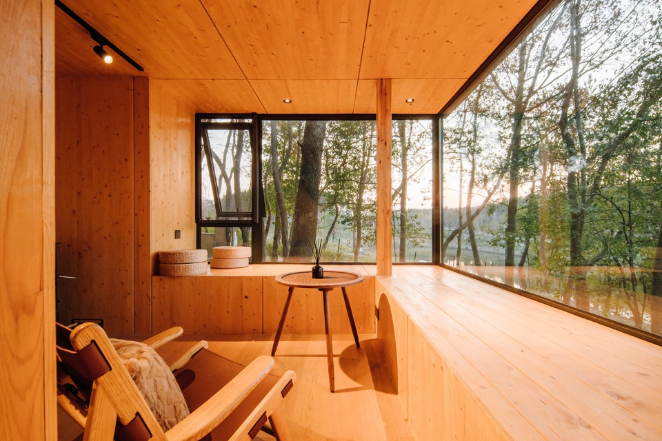 Fragrant Wiki World Natural Camp China by Wiki World Advanced Architecture Lab