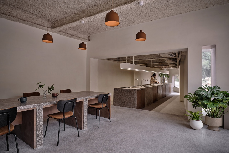 Terraced Courtyard Hangzhou Qingshan Co Space China by TEAM BLDG
