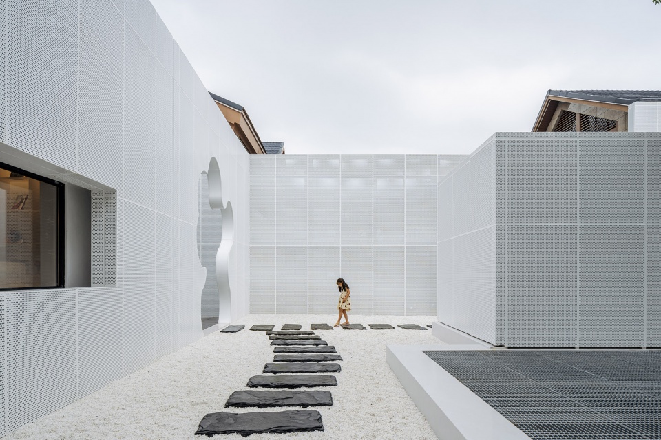 books in clouds china by wutopia lab