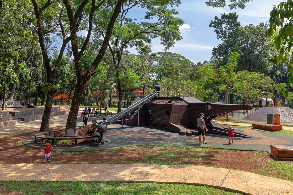 Tebet Eco Park by SIURA Studio