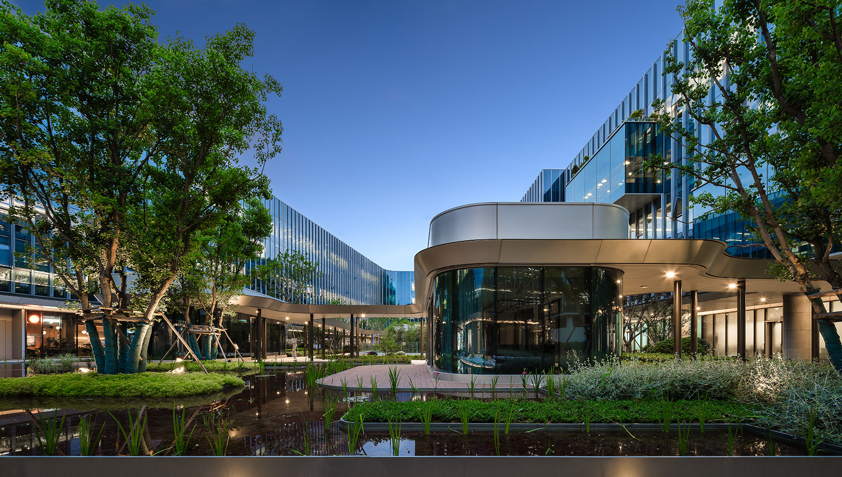 Hangzhou Yuhang Cainiao Headquarters & Industry Park by Aedas - 谷德设计网