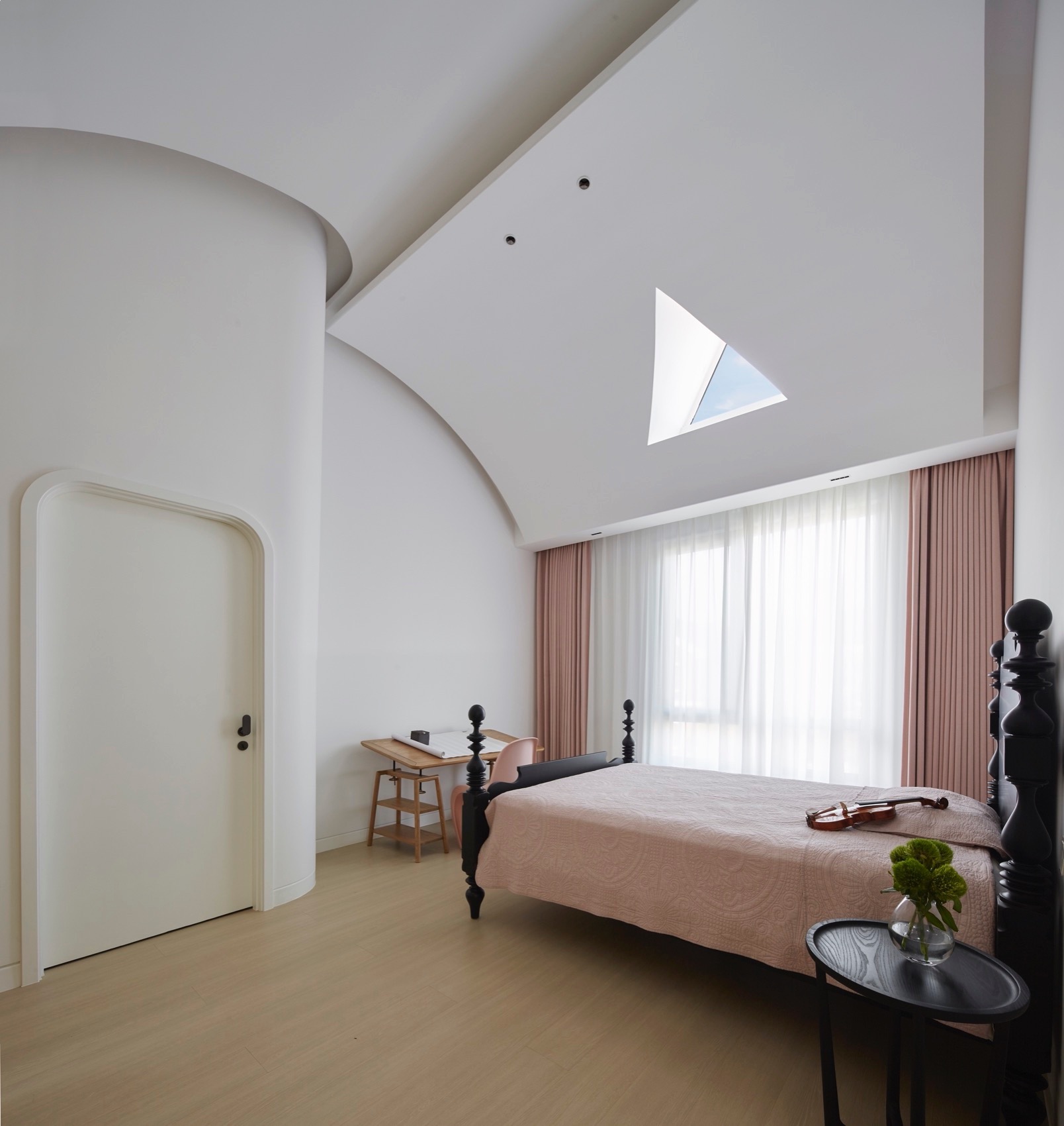 ZL Residence by Zizai Design - 谷德设计网