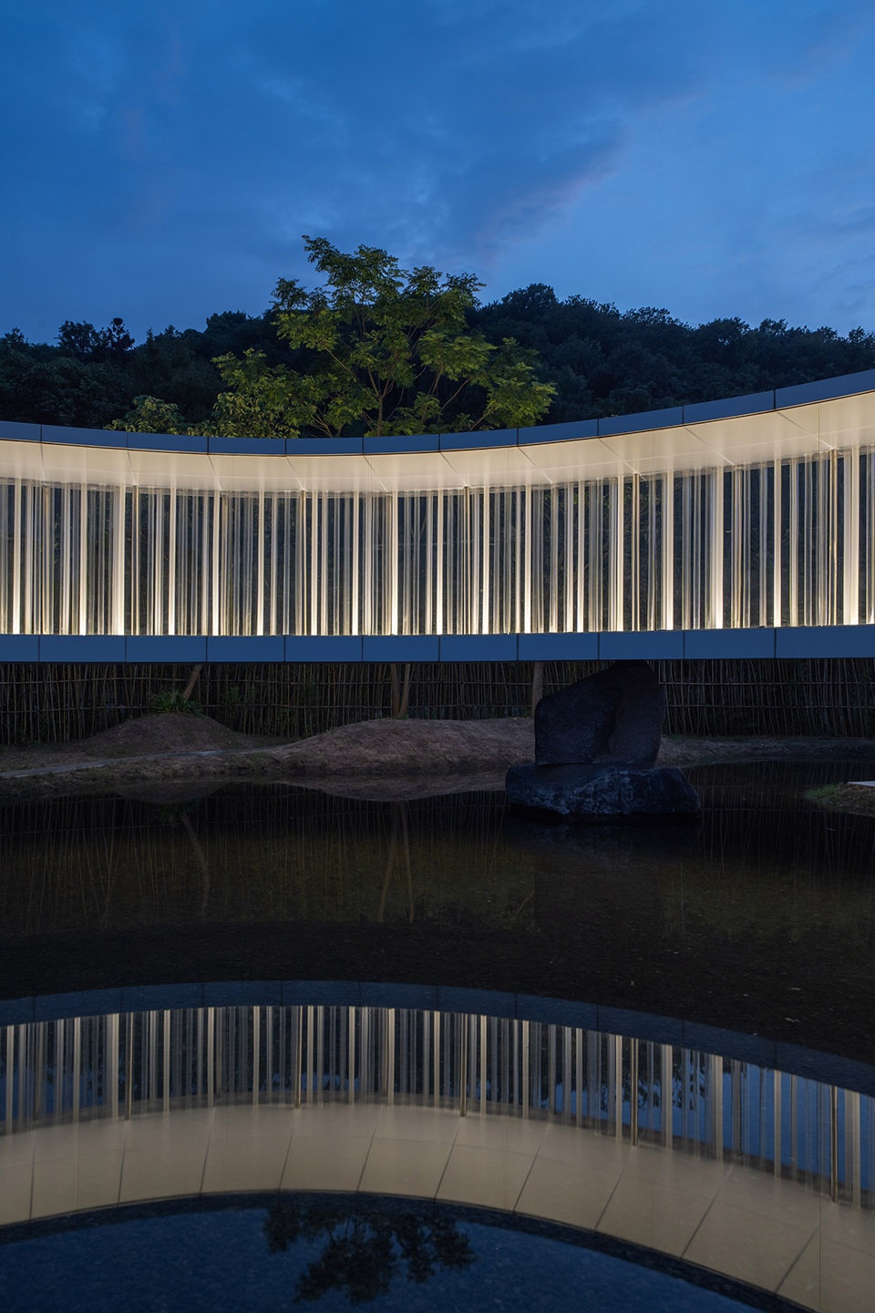 Lakeside Teahouse China by Domain Architects