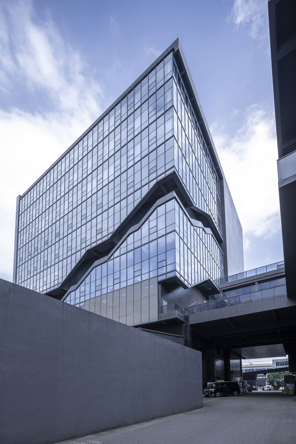 jufeng headquarters by hypersity architects