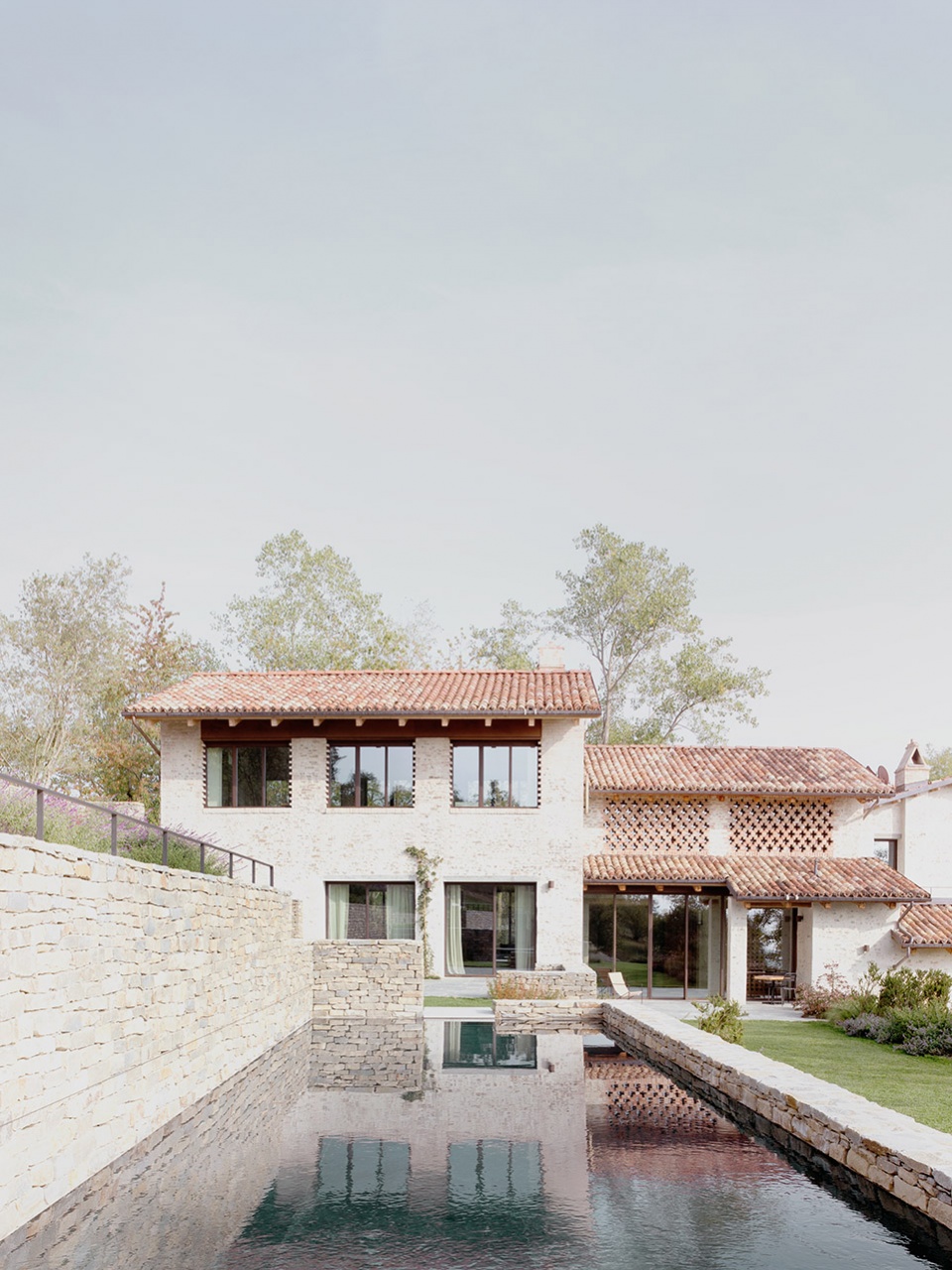 cascina by jonathan tuckey design