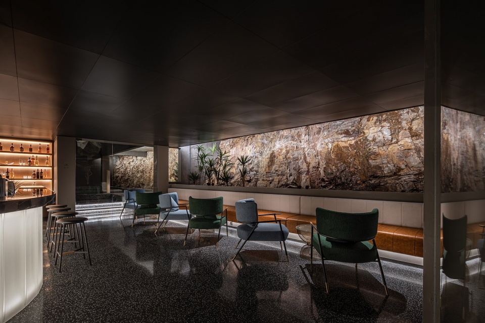 yixing 23 bay rock hotel by su architects