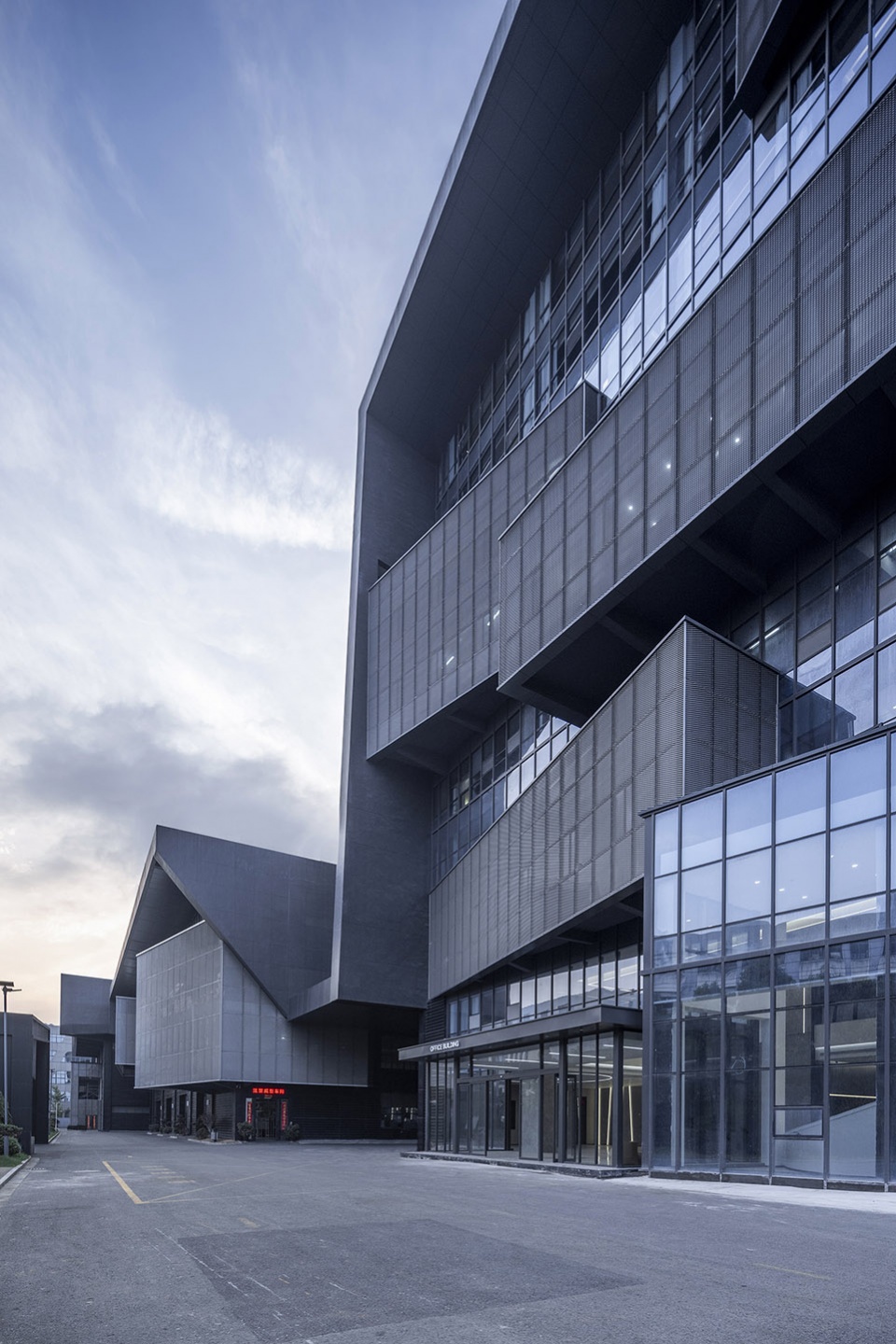 jufeng headquarters by hypersity architects