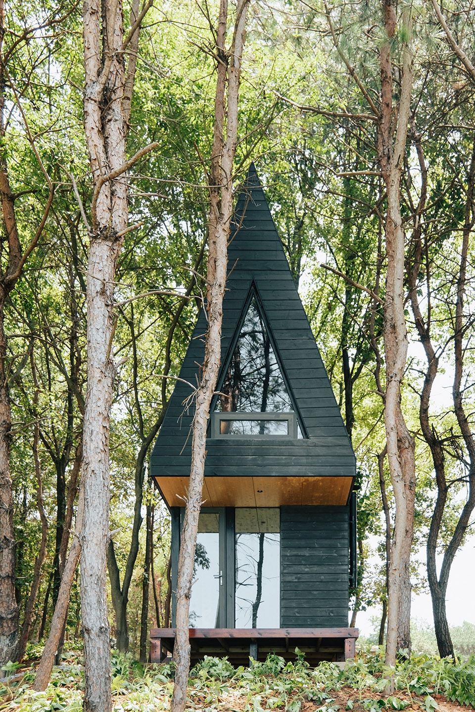 Fragrant Wiki World Natural Camp China by Wiki World Advanced Architecture Lab