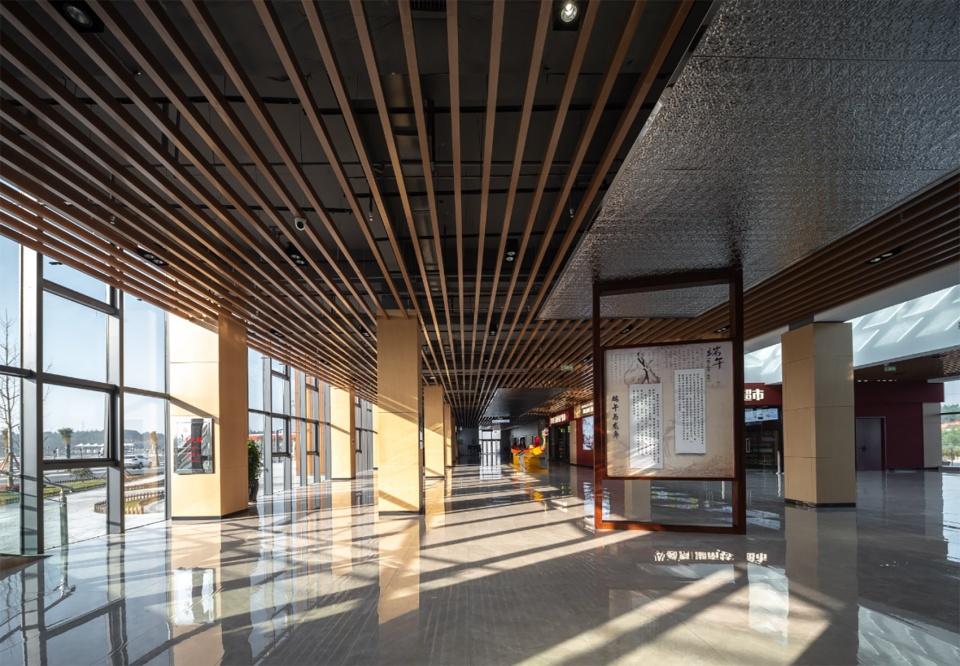 Miluo Highway Service Center China by Hunan Provincial Communications Planning Survey Design Institute Co Ltd 拷贝