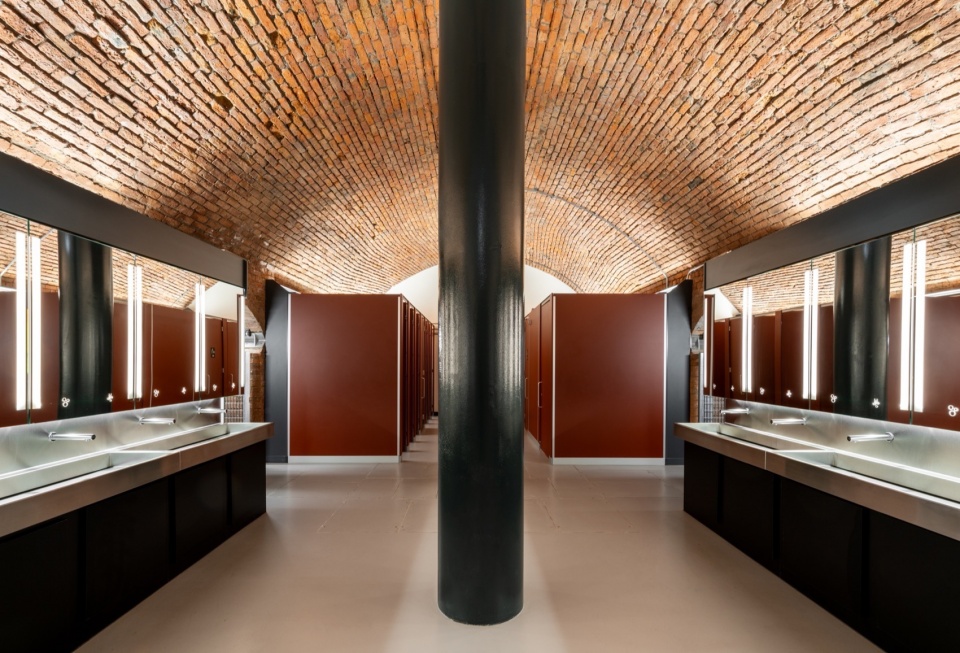 aviva studios omaoma ellen van loon designed aviva studios home of factory international completes