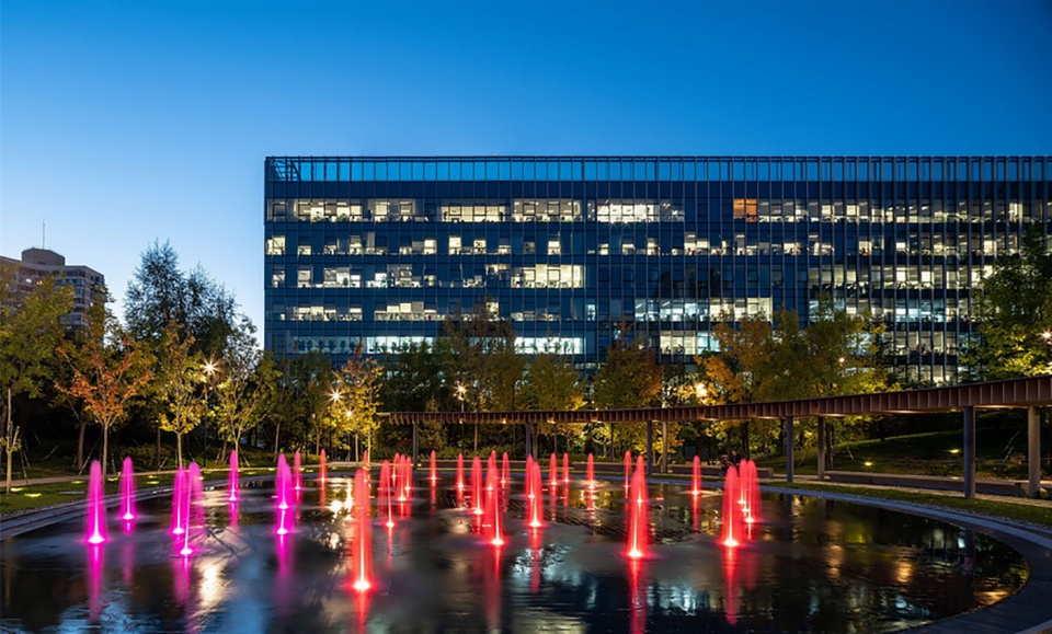 Landscape architecture design of Lei Shing Hong Center Beijing by R land PLACEMEDIA