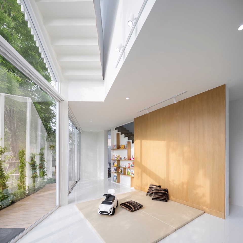 house cover by touch architect