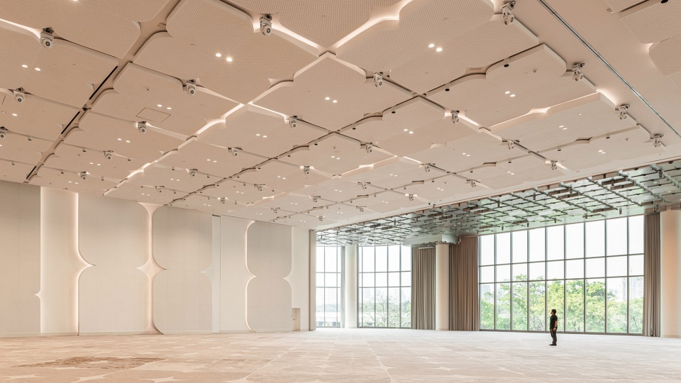 Interior of Queen Sirikit National Convention Centre QSNCC by Onion