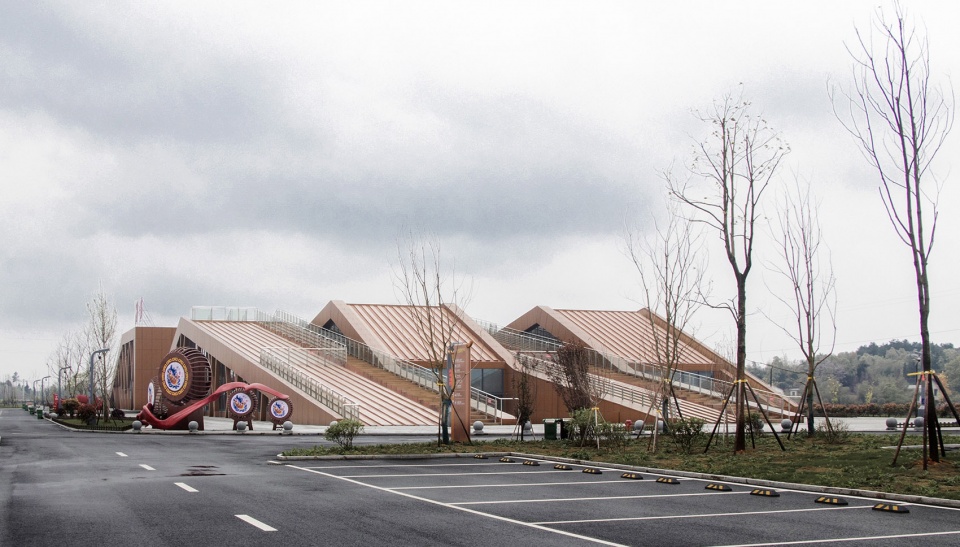 Miluo Highway Service Center China by Hunan Provincial Communications Planning Survey Design Institute Co Ltd