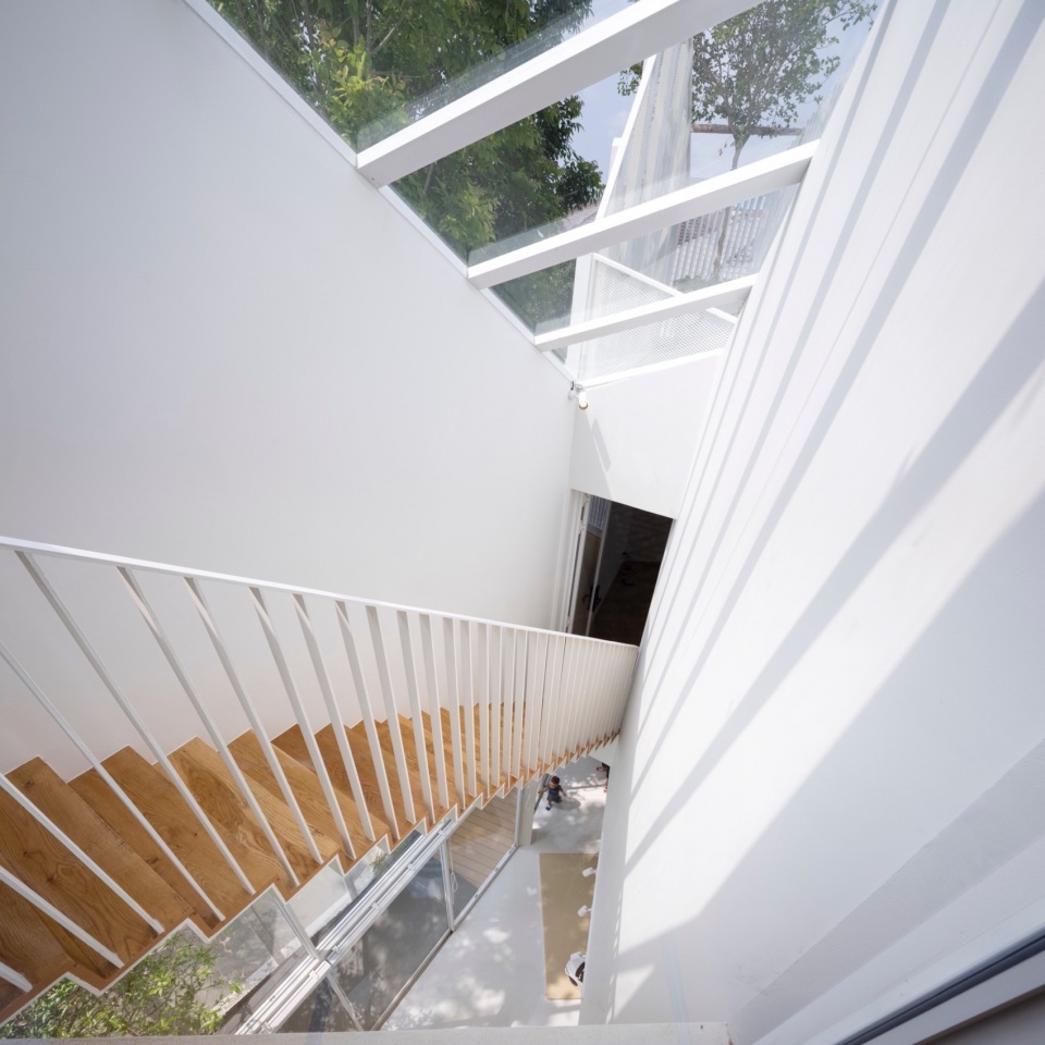 house cover by touch architect