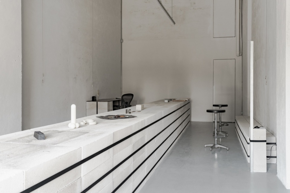 office l by creative lab l