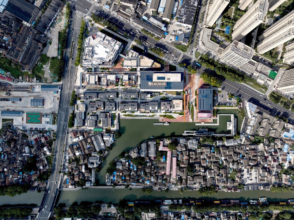 canal hub 1958 by shenzhen huahui design