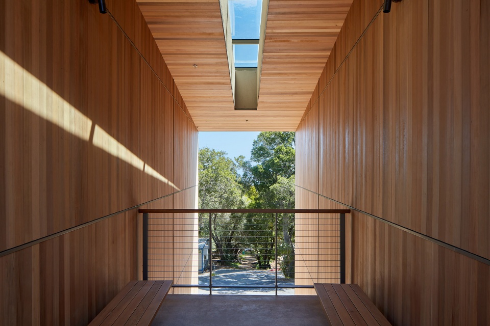 nueva school science and environmental center by leddy maytum stacy architects