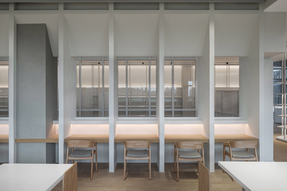 Capital Heyuan Pinggu Rental Housing Community Library by y ad studio