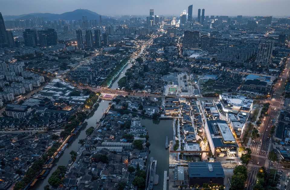 canal hub 1958 by shenzhen huahui design