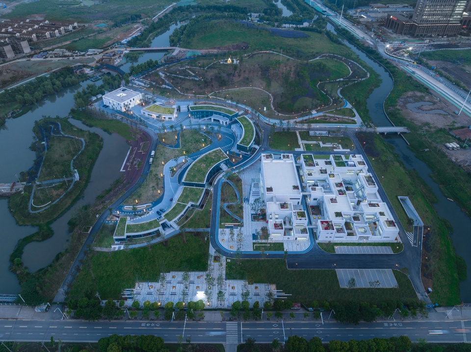 wuhan sponge park research tourist center by uao