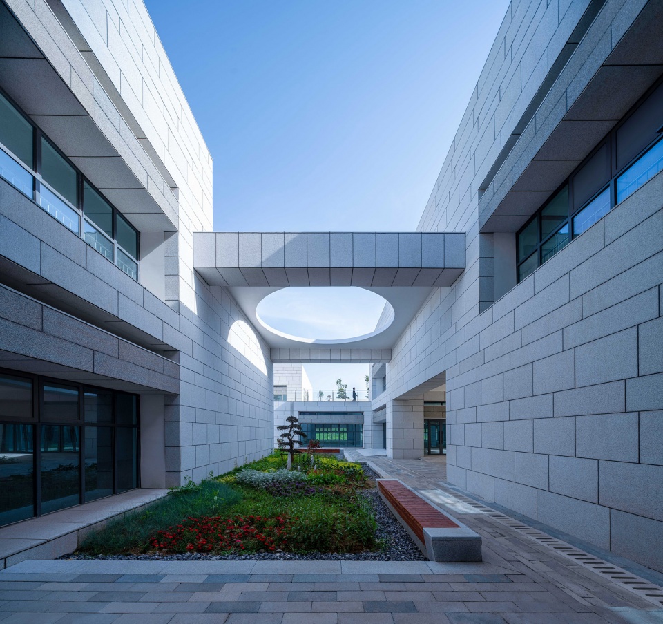wuhan sponge park research tourist center by uao