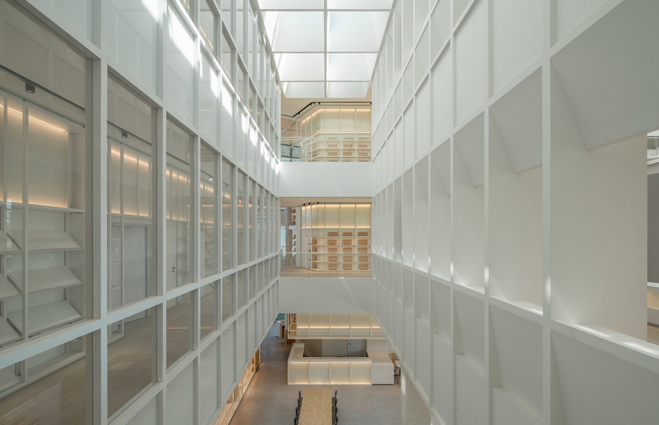 Capital Heyuan Pinggu Rental Housing Community Library by y ad studio