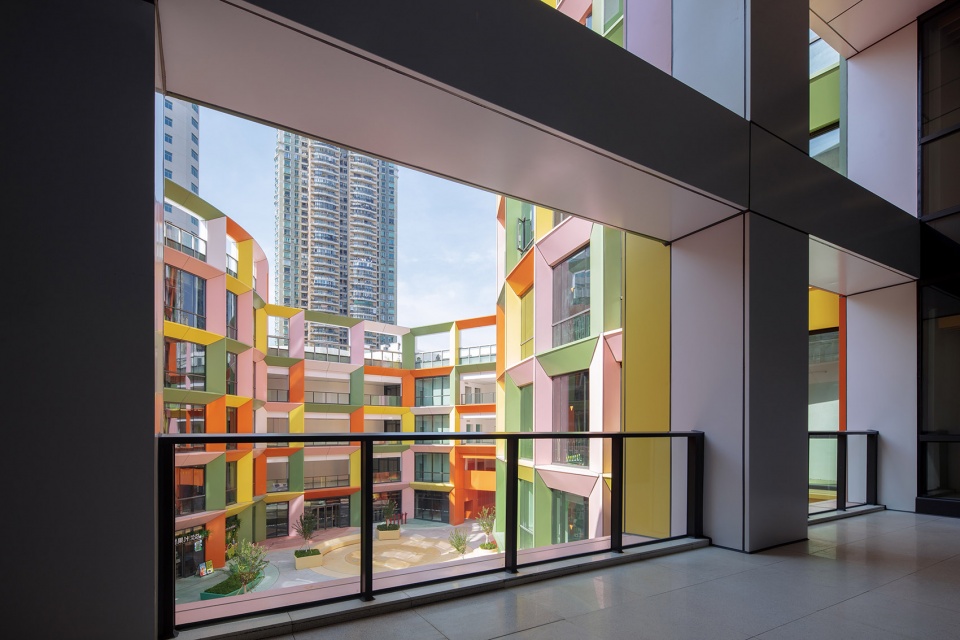 shenzhen women childrens centre by mvrdv