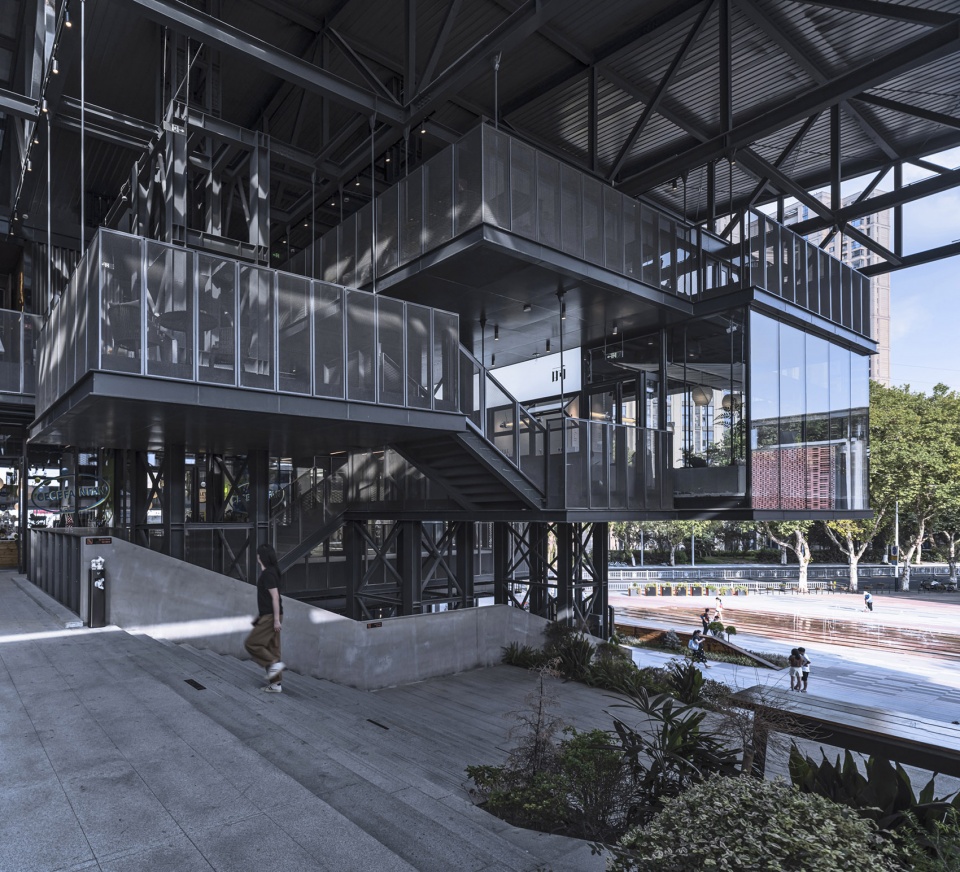 canal hub 1958 by shenzhen huahui design