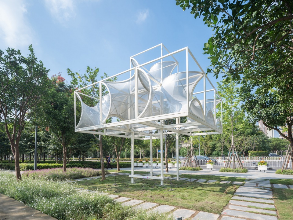 .众建筑 x 法拉利技术织物工业集团 《卷叠儿 叠儿卷》©️上海城市空间艺术季,摄影田方方