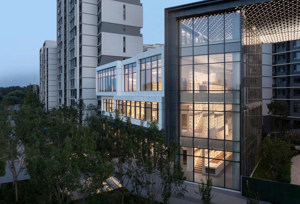 Capital Heyuan Pinggu Rental Housing Community Library by y ad studio