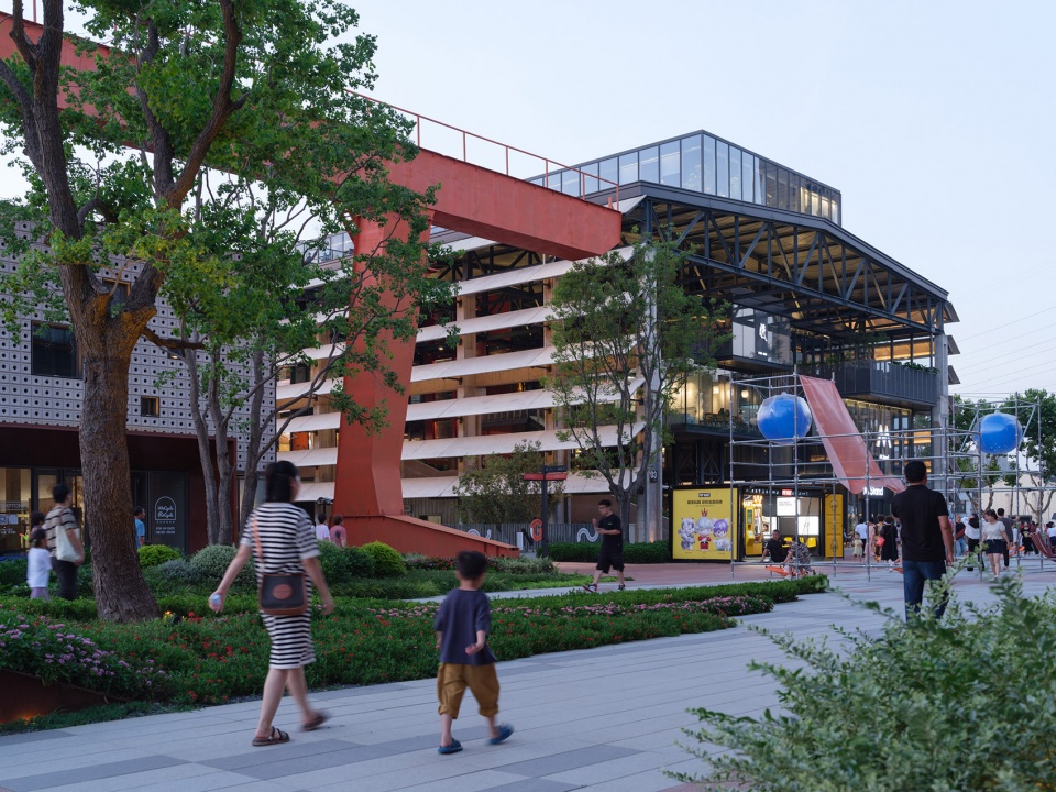 canal hub 1958 by shenzhen huahui design