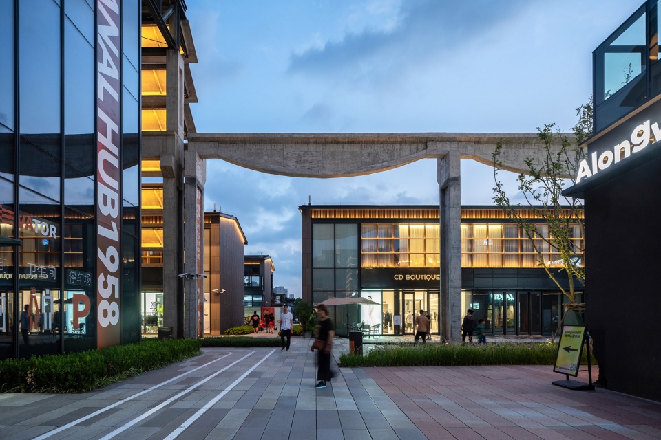 canal hub 1958 by shenzhen huahui design