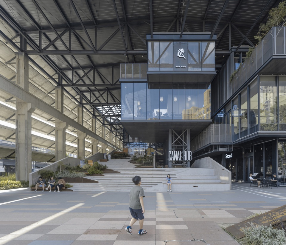 canal hub 1958 by shenzhen huahui design