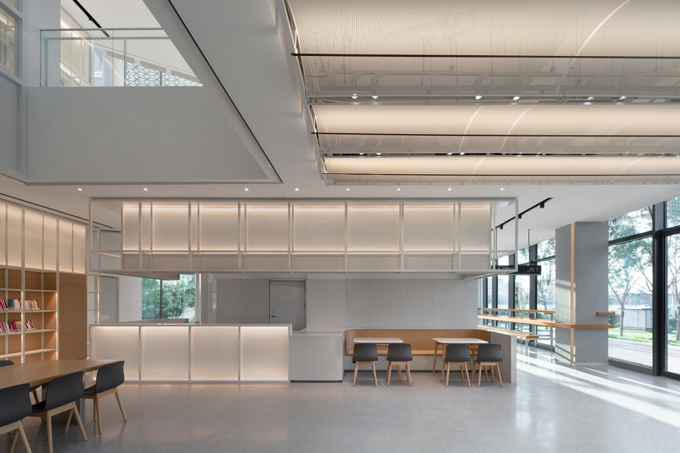 Capital Heyuan Pinggu Rental Housing Community Library by y ad studio