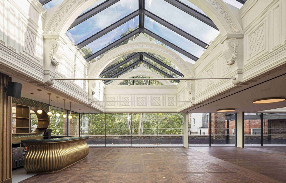 英国电影和电视艺术学院总部翻新，伦敦 / Benedetti Architects