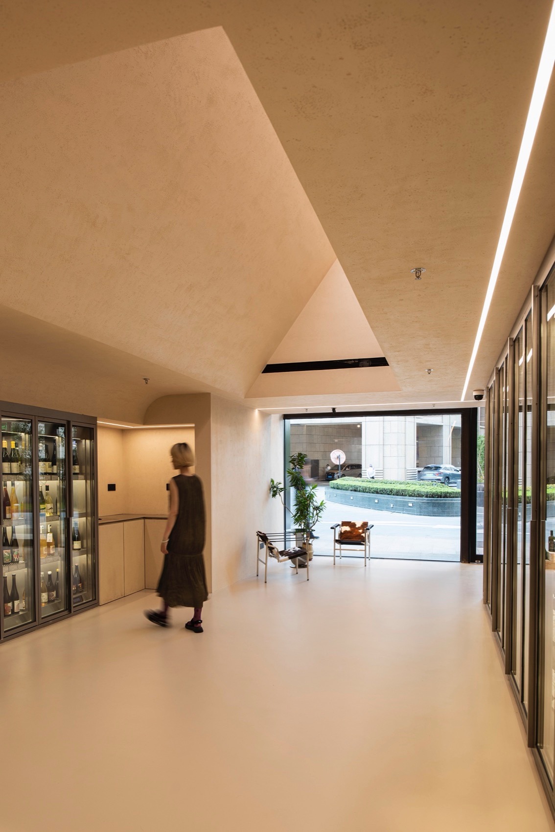 Caveau de XTD红酒商店,上海 / MONOARCHI度向建筑 | 谷德设计网 - gooood