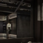 The last Redemption服装店，上海 / 直距设计