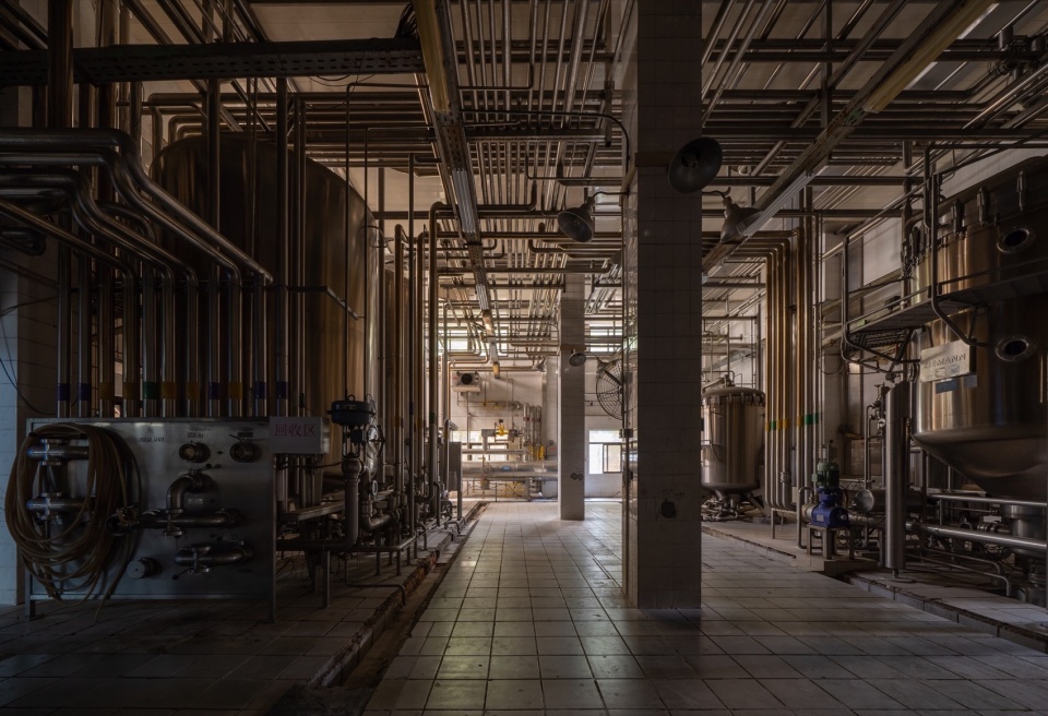 改造前的D2首层空间 Bldg. D2 L1 before renovation ©张超建筑摄影工作室 ZC Studio 4