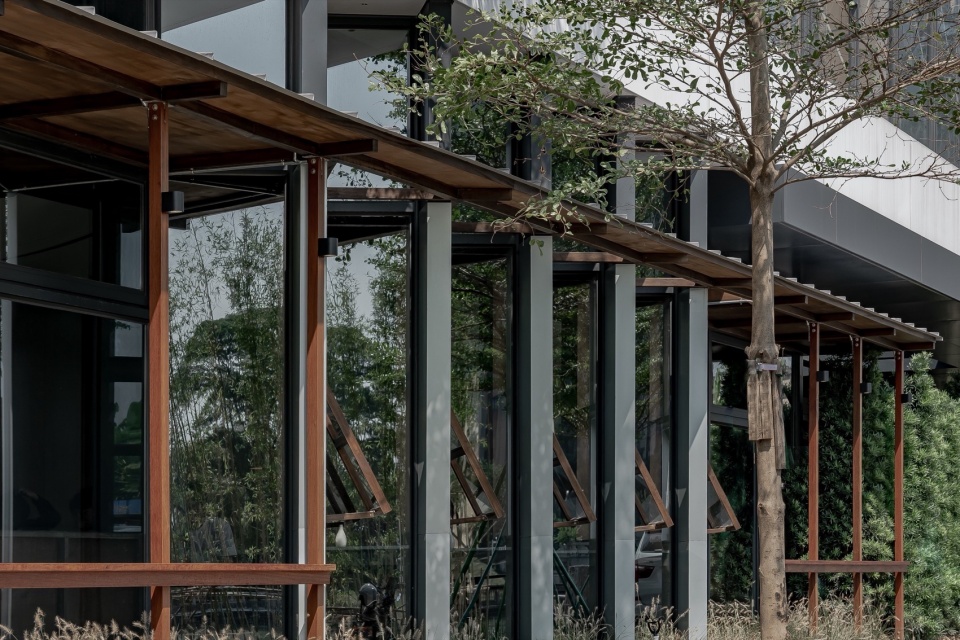 改造后 河畔木亭外立面 5 After Renovation Riverside wooden pavilion facade 5 邵安