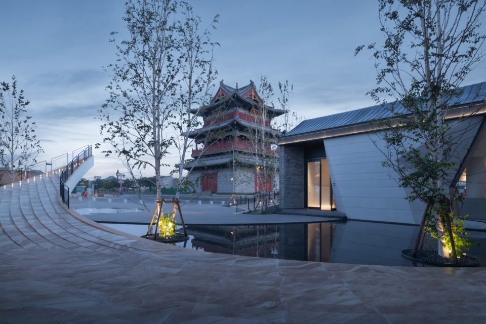 构筑物厚度、角度不断变化 nianxia art center
