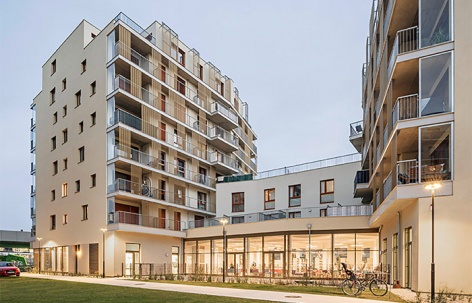 Le Lac Sportif住宅综合体，维也纳 / einszueins architektur