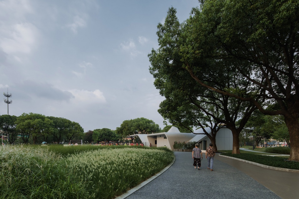Chang an Plaza Citizen Service Station Design in Huishan District Wuxi by Greyspace Architects