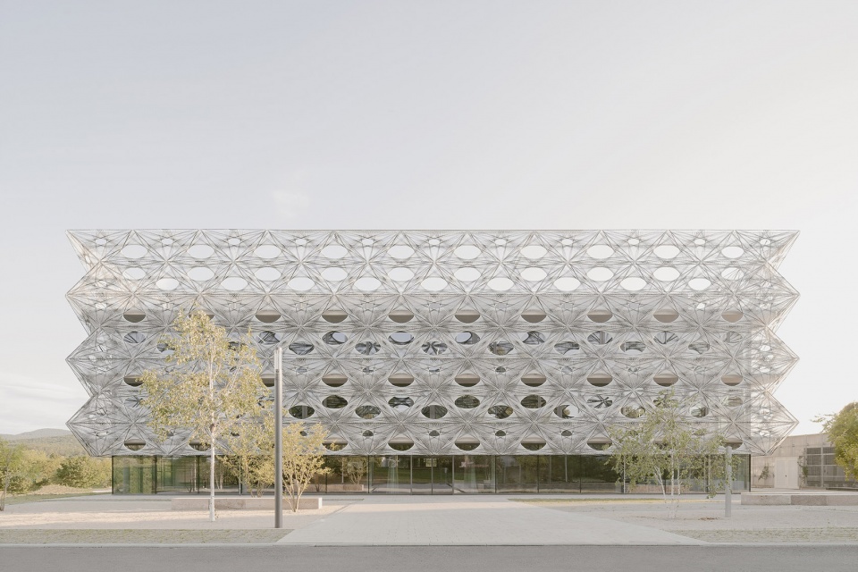 Texoversum Innovation Center by allmannwappner