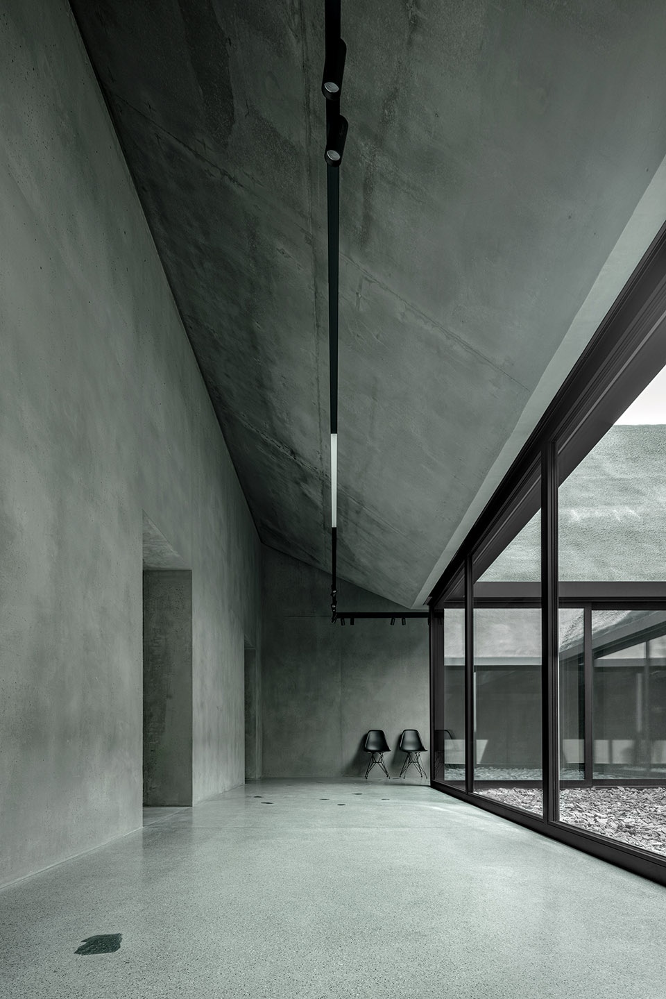 beton eisack hq by pedevilla architects