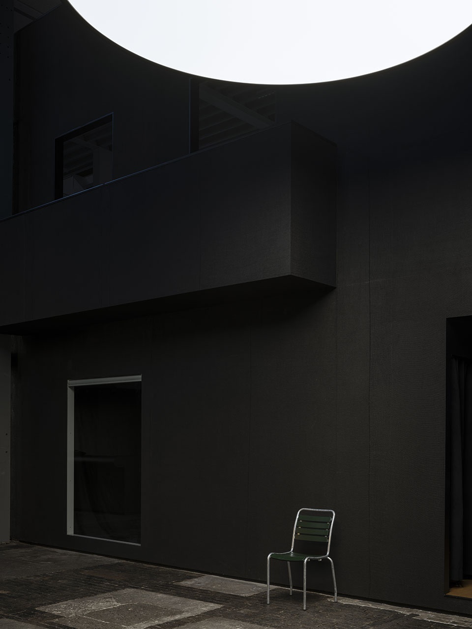 FILM NOIR Leopold Banchini Architects Giona Bierens de Haa