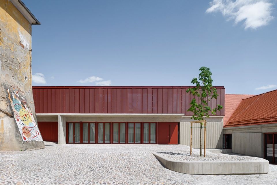 Revitalization of Old Glassworks and surrounding urban areas in old town of Ptuj by ELEMENTARNA